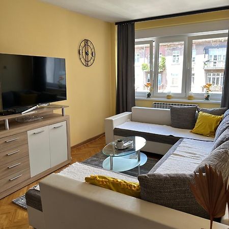 Aurelio Centar Apartment With Balcony And Free Parking Сараево Экстерьер фото