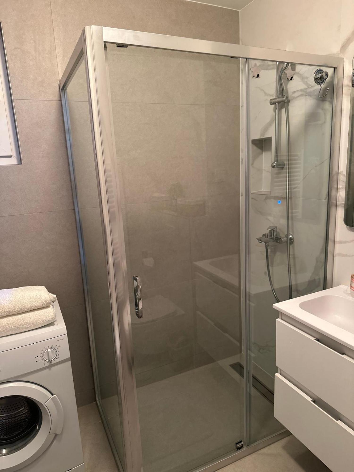 Aurelio Centar Apartment With Balcony And Free Parking Сараево Экстерьер фото